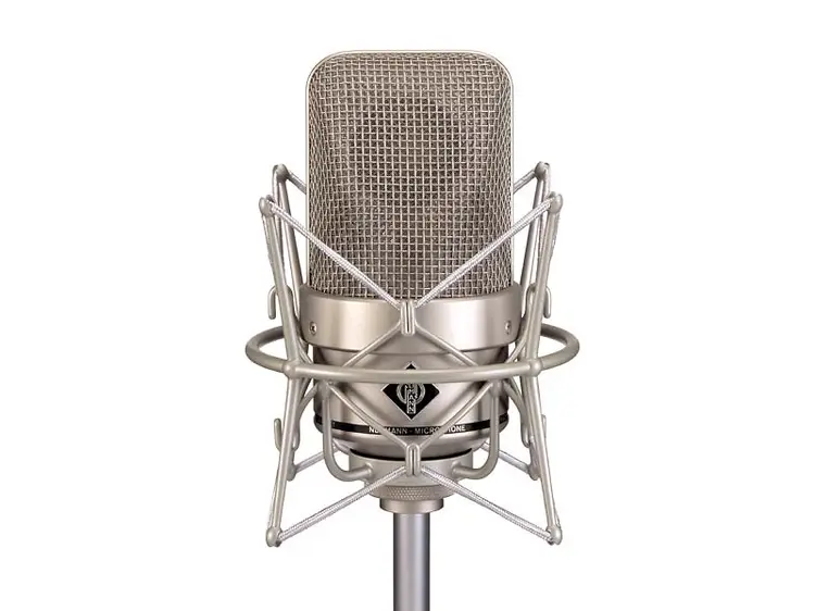 Neumann M150 Tube 230 V Omnidirectional tube microphone 